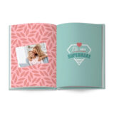 開いた本のページ。もしくはノートブック