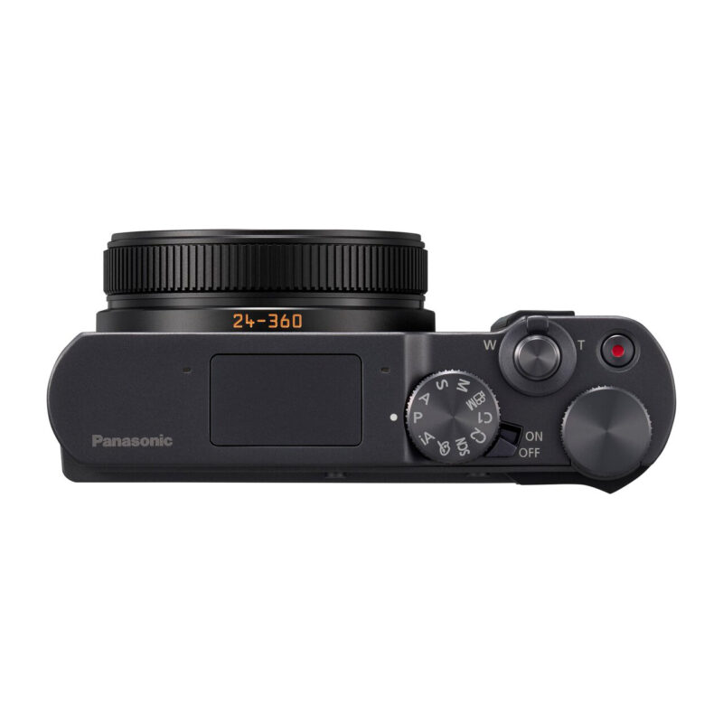 Cámara Panasonic con lente zoom de 24-360 mm, diseño compacto y controles ergonómicos. Ideal para fotografía versátil.