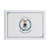 Álbum de comunión "Mi Primera Comunión" con ilustración de niño sentado en un columpio. Diseño especial y elegante.