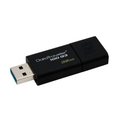 Pendrive Kingston DataTraveler 100 G3 de 32 GB, diseño compacto con conexión USB 3.0 y color negro.