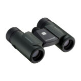 Binoculares Olympus 10x25 WP, impermeables, diseño compacto y óptica de alto rendimiento. Ideal para actividades al aire libre.