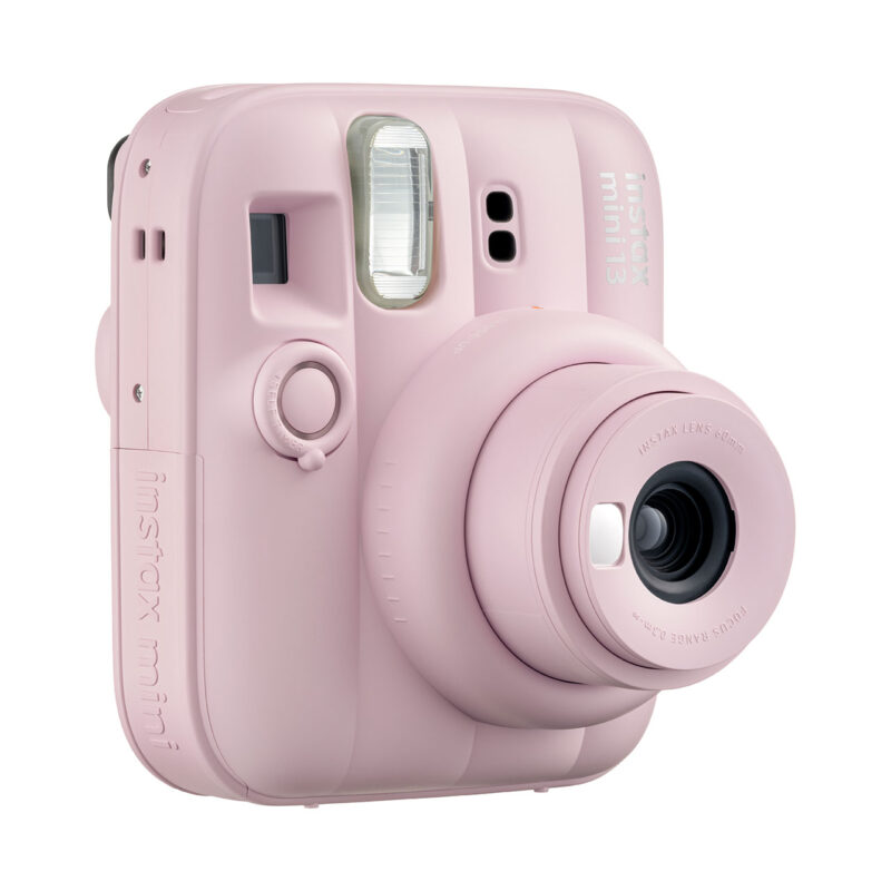 fuj170371-1-774 Cámara instantánea Fujifilm Instax Mini 13 en color rosa con lente de 60mm y flash integrado, ideal para fotos rápidas.