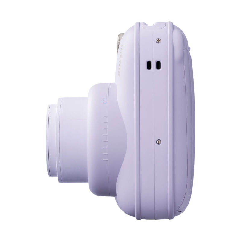 fuj170374-3-f74 Cámara Instax Mini 11 color lavanda, diseño compacto y lente retráctil para instantáneas.