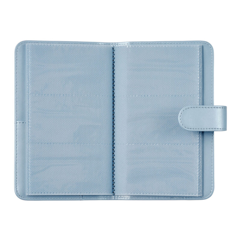 fuj170381-5-47d Funda de cámara azul, interior liso, diseñada para organizar accesorios fotográficos y lentes. Ideal para fotógrafos profesionales.