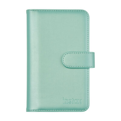 Carcasa De Fotos Instax En Color Verde Claro, Diseño Elegante Y Cierre Con Broche Para Protección.