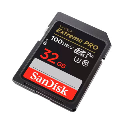 Tarjeta de memoria SanDisk Extreme PRO de 32 GB, velocidad de 100 MB/s, ideal para cámaras y videografía.