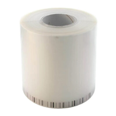 Rollo de película fotográfica transparente para impresoras, ideal para revelar fotos en casa o estudios.