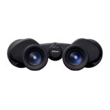 Binoculares Nikon 8x42 con lentes de alta calidad para observación y actividades al aire libre.