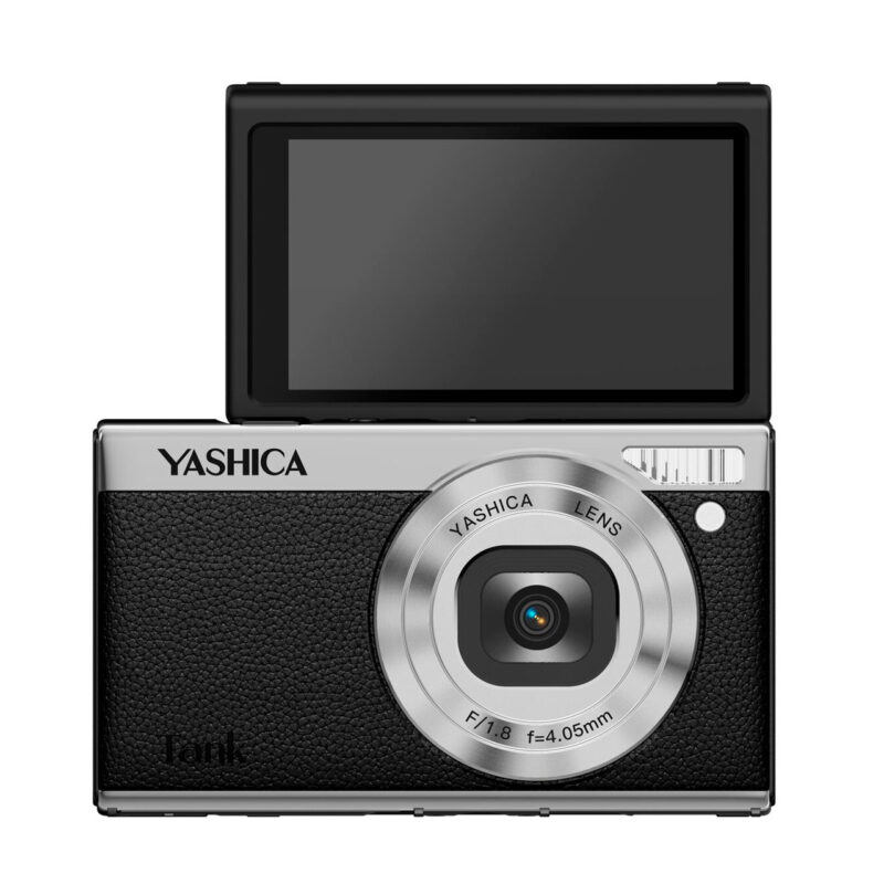 yas100011-1-6ae Yashica Tank con pantalla abatible, lente f/1.8, cámara compacta ideal para fotografía casual.