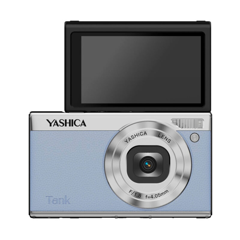 yas100013-1-d3f Yashica Tank, cámara compacta azul con pantalla abatible y lente de 4.05mm f/1.8, ideal para fotografía amateur.