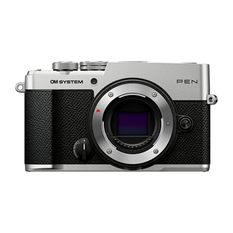 Cámara OM SYSTEM PEN con diseño elegante, sensor grande y controles manuales, ideal para fotografía de calidad.