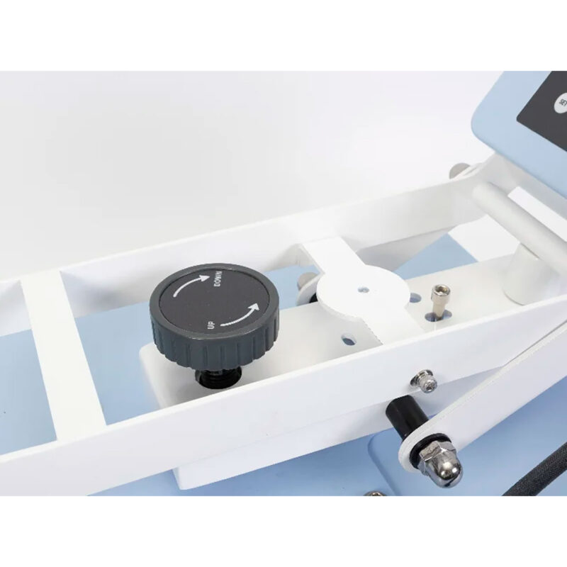 app720031-4-192 Soporte ajustable para cámara con perilla de control de altura y base estabilizadora, ideal para fotografía profesional.