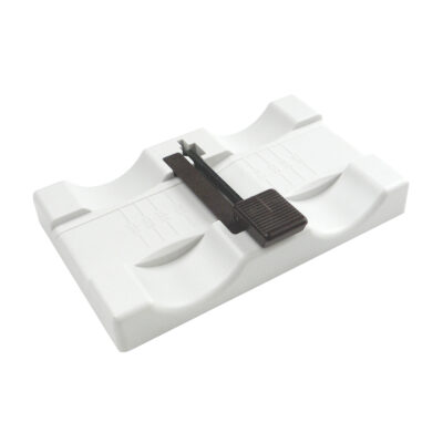 Base para escanear negativos, blanco con medidor y clip, ideal para fotografía profesional y revelado.