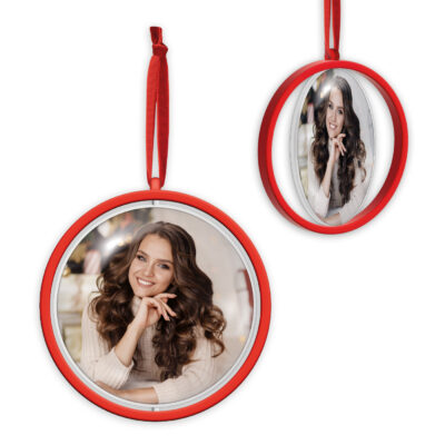 Marcos de fotos circulares rojos con retrato de mujer sonriente, ideales para decoración de interiores y regalos.