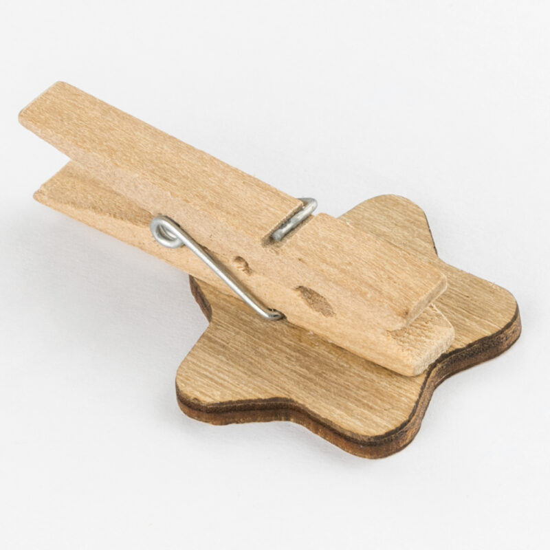 ibi500025-5-1dd Pinza de madera con forma de estrella para manualidades, ideal para decoración y sujeción de fotos.